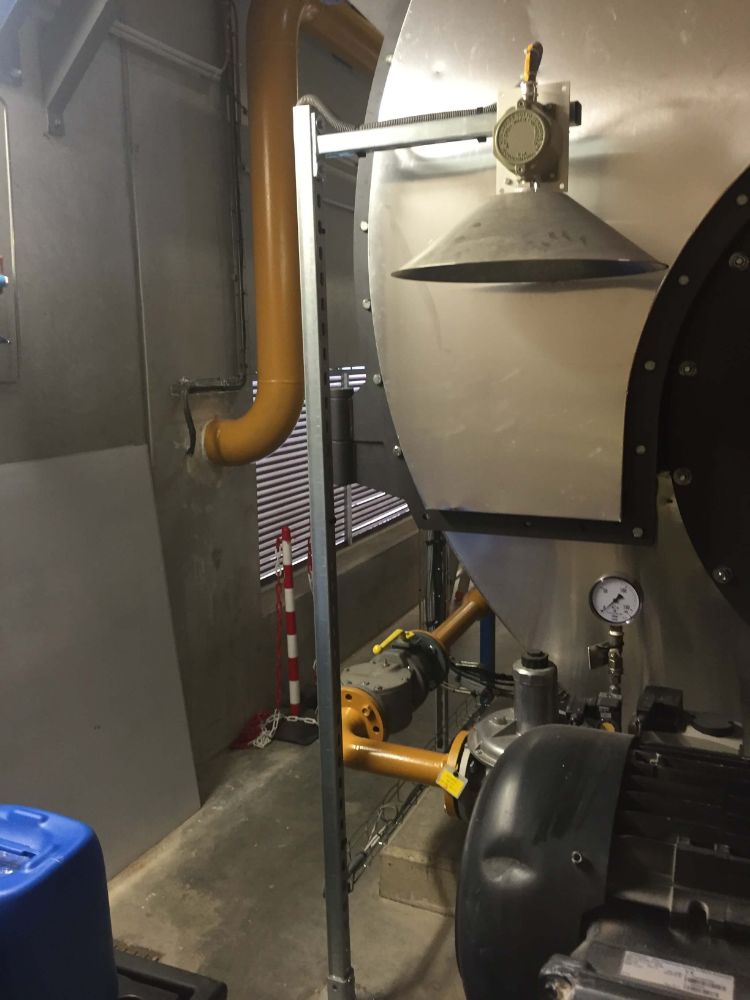 DETECTION GAZ ATEX DANS LA CHAUFFERIE D'UN SITE INDUSTRIEL REGION ISBERGHE INSTALLATION REALISEE PAR GLSI AVEC DU MATERIEL DE MARQUE TECNOCONTROL : CENTRALE CITY CE 408P AVEC ALIMENTATION DE SECOURS POSEES EN EXTERIEUR DANS UN COFFRET ETANCHE EQUIPE D'UNE SONDE THERMOSTATIQUE / CAPTEUR SE 183KM AVEC CONES CONCENTRATEUR TR 532 PERMETTANT UNE MEILLEURE RECUPERATION DES FUITES