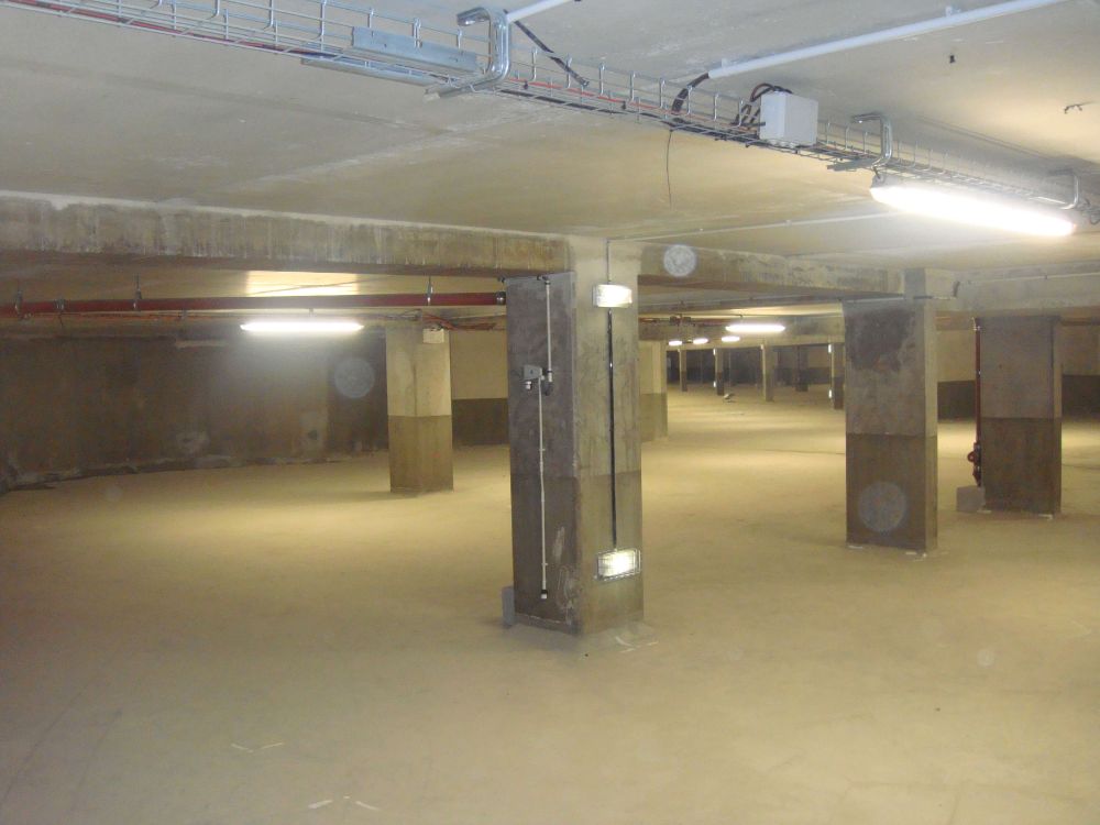 DETECTION GAZ CO ET NO2 DANS LE PARKING D'UN HOTEL REGION LILLE INSTALLATION REALISEE PAR GLSI MATERIEL DE MARQUE TECNOCONTROL CENTRALE CE700P / SONDES MULTIPLES POUR PARKING TS 255 CN2 MONOXYDE DE CARBONE (CO) ET DIOXYDE D'AZOTE (NO2)