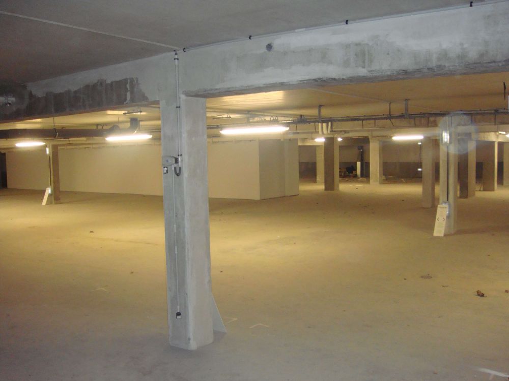 DETECTION GAZ CO ET NO2 DANS LE PARKING D'UN HOTEL REGION LILLE INSTALLATION REALISEE PAR GLSI MATERIEL DE MARQUE TECNOCONTROL CENTRALE CE700P / SONDES MULTIPLES POUR PARKING TS 255 CN2 MONOXYDE DE CARBONE (CO) ET DIOXYDE D'AZOTE (NO2)