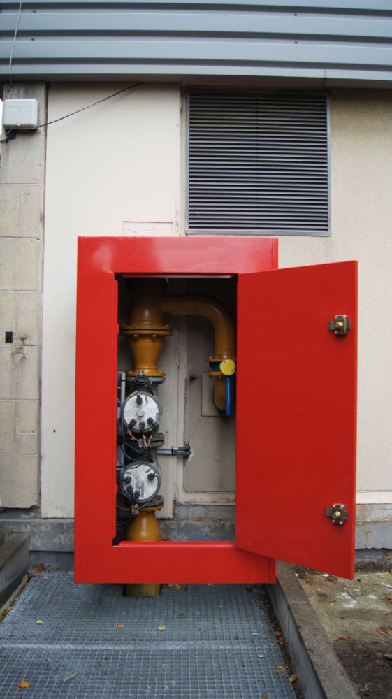 DETECTION GAZ METHANE (CH4) ET MONOXYDE DE CARBONE (CO) DANS UNE CHAUFFERIE INSTALLATION REALISEE PAR GLSI AVEC DU MATERIEL DE MARQUE TECNOCONTROL SONDES ATEX SE 193KM (methane) SONDE TS 220EC-S (CO) AVEC ELECTROVANNE GAZ SITUEE EN EXTERIEUR PROTEGEE PAR COFFRET MARINA