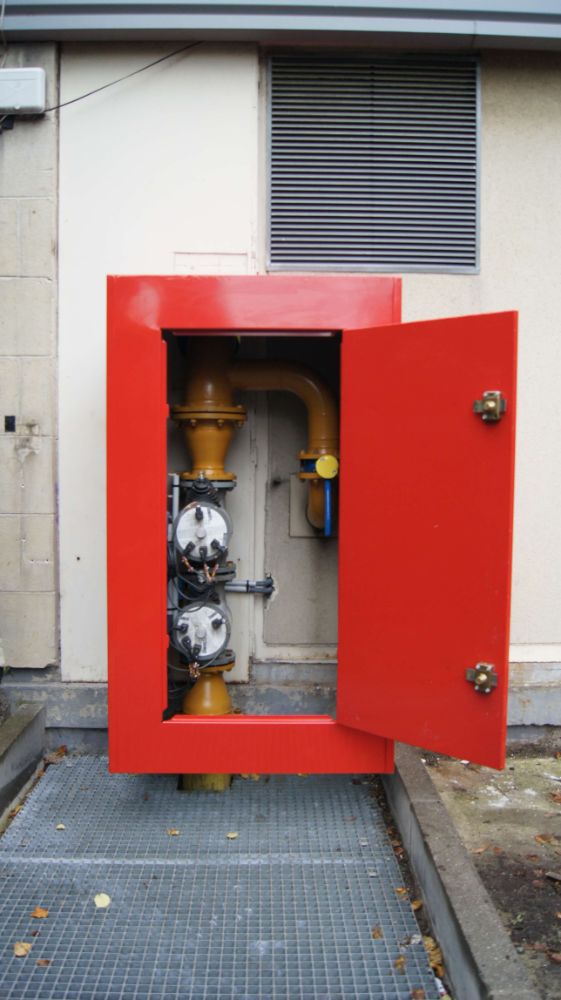 DETECTION GAZ METHANE (CH4) ET MONOXYDE DE CARBONE (CO) DANS UNE CHAUFFERIE INSTALLATION REALISEE PAR GLSI AVEC DU MATERIEL DE MARQUE TECNOCONTROL SONDES ATEX SE 193KM (methane) SONDE TS 220EC-S (CO) AVEC ELECTROVANNE GAZ SITUEE EN EXTERIEUR PROTEGEE PAR COFFRET MARINA
