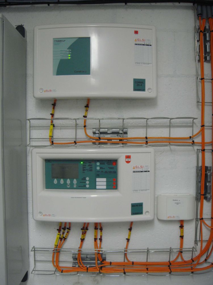 DETECTION PRECOCE D'INCENDIE DANS UNE BIOMASSE SECTEUR HAZEBROUCK INSTALLATION REALISEE PAR GLSI AVEC DU MATERIEL DE MARQUE TECNOCONTROL POUR LA DETECTION PRECOCE AVEC CENTRALE CITY CE408P ET UNE UNITE AN510CC AVEC DEUX SONDES D'ASPIRATION ULTRA SENSIBLES ET D'UNE GRANDE FIABILITE POUR LA DETECTION MONOXYDE DE CARBONE(PRECOCITE DE DETECTION D'UN INCENDIE PAR LA PERCEPTION DU PROCESSUS DE COMBUSTION) / MATERIEL FINSECUR COMPRENANT UNE CENTRALE ADRESSABLE BALTIC 512 / ALIMENTATION DE SECOURS CORAIL / DETECTEURS DE FLAMME FUVA112 / DETECTEURS LINEAIRES BOREAL